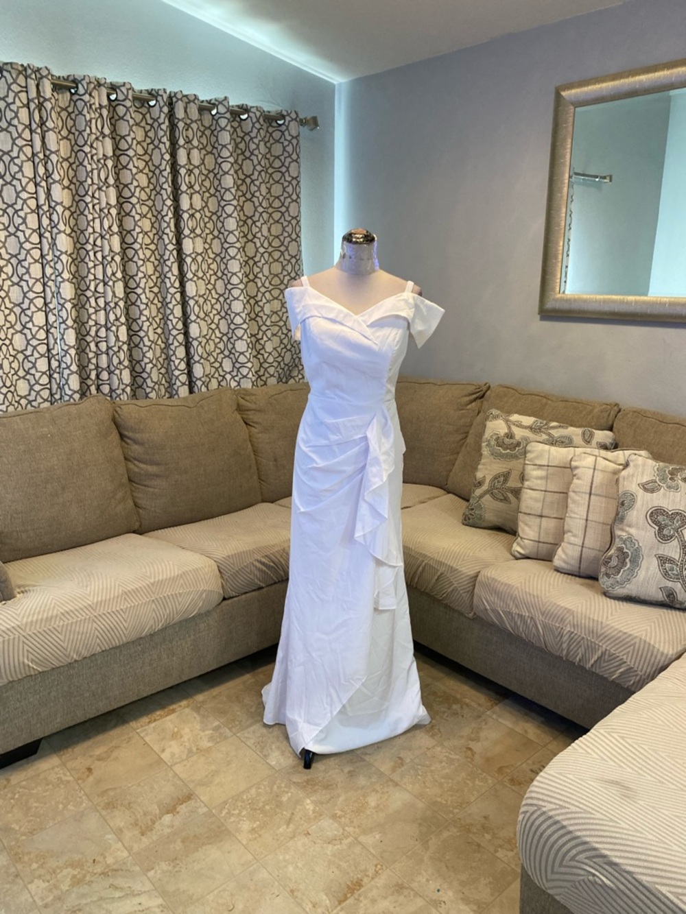 New Women 14 Elegant off-the-shoulder ivory gown, a ruched bodice,ruffles